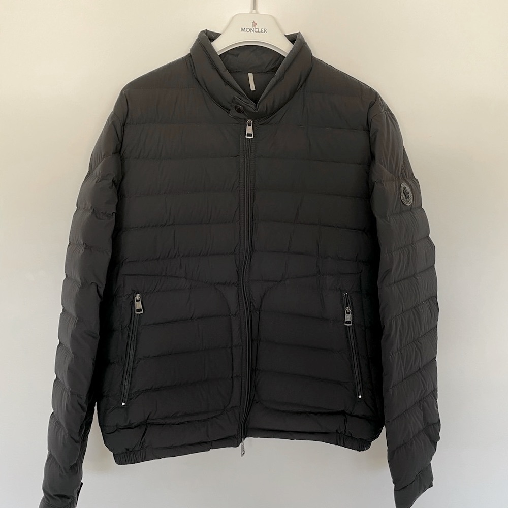 Moncler Acorus Quilted Down Jacket